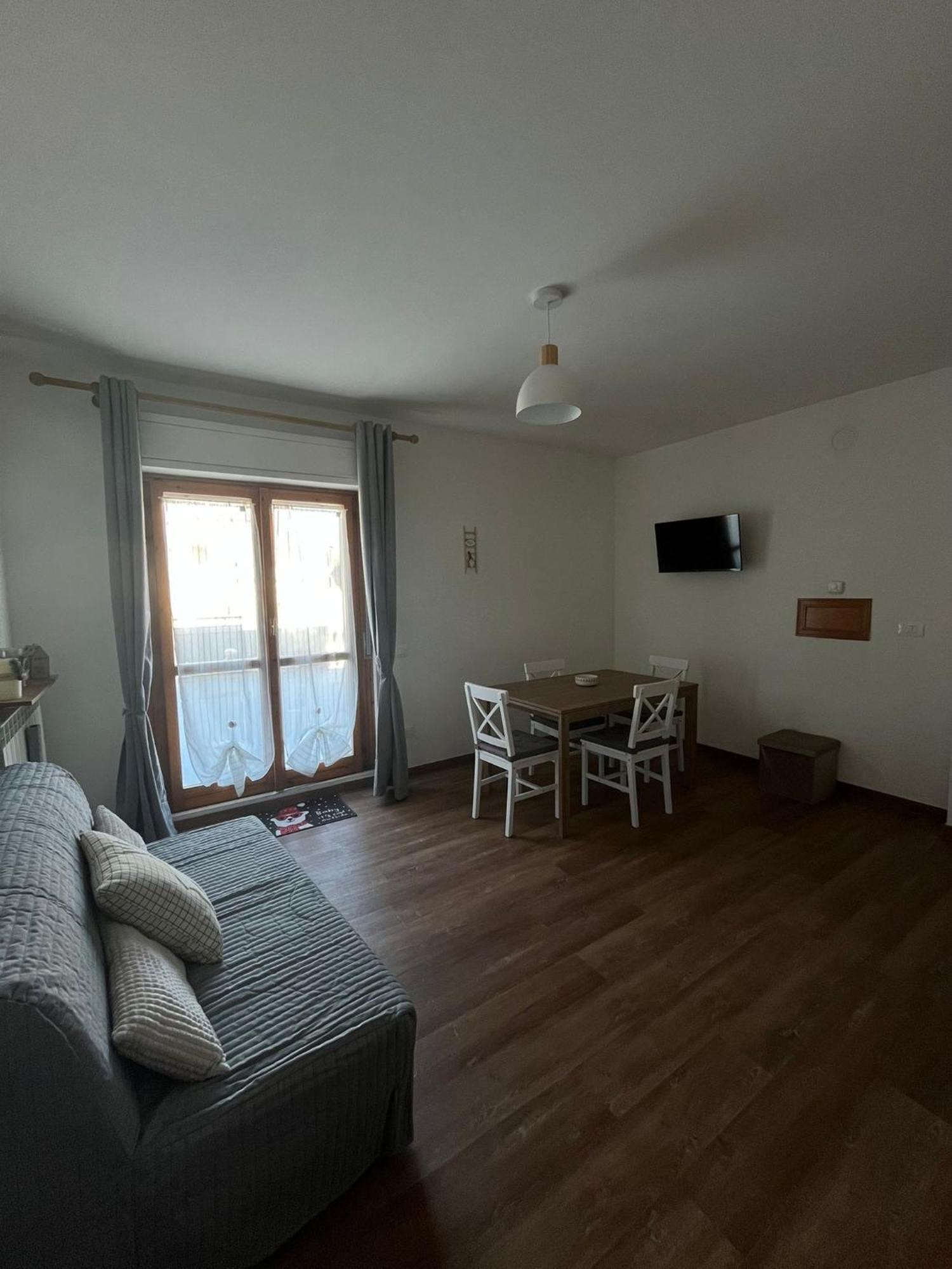 Apartmán Attico - Terrazza Su Castello Castel Di Sangro Exteriér fotografie