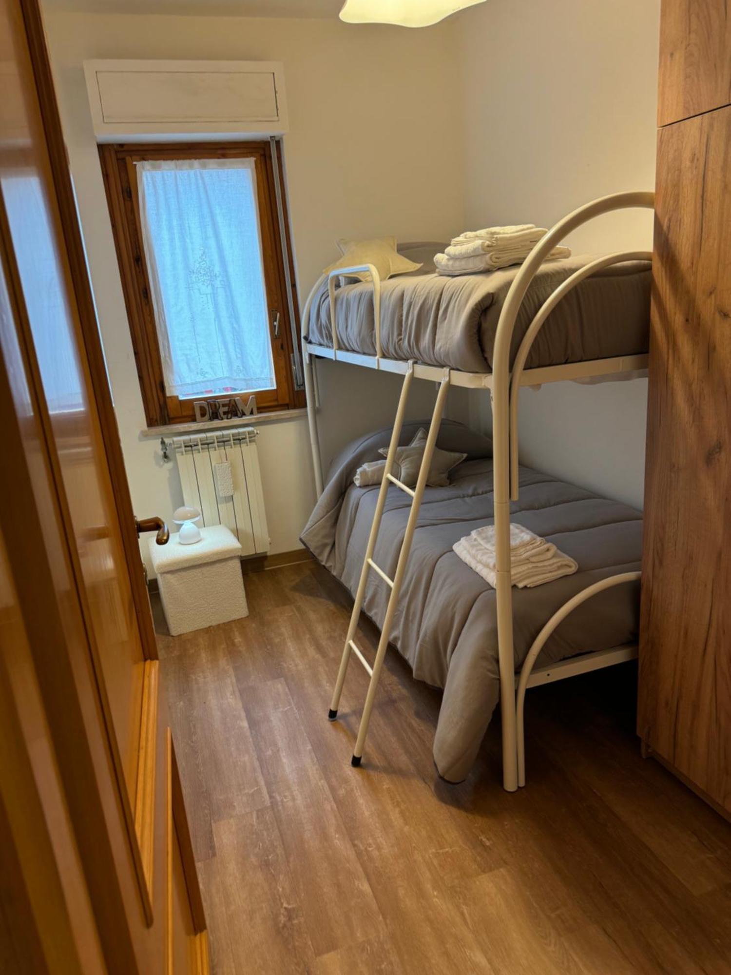 Apartmán Attico - Terrazza Su Castello Castel Di Sangro Exteriér fotografie